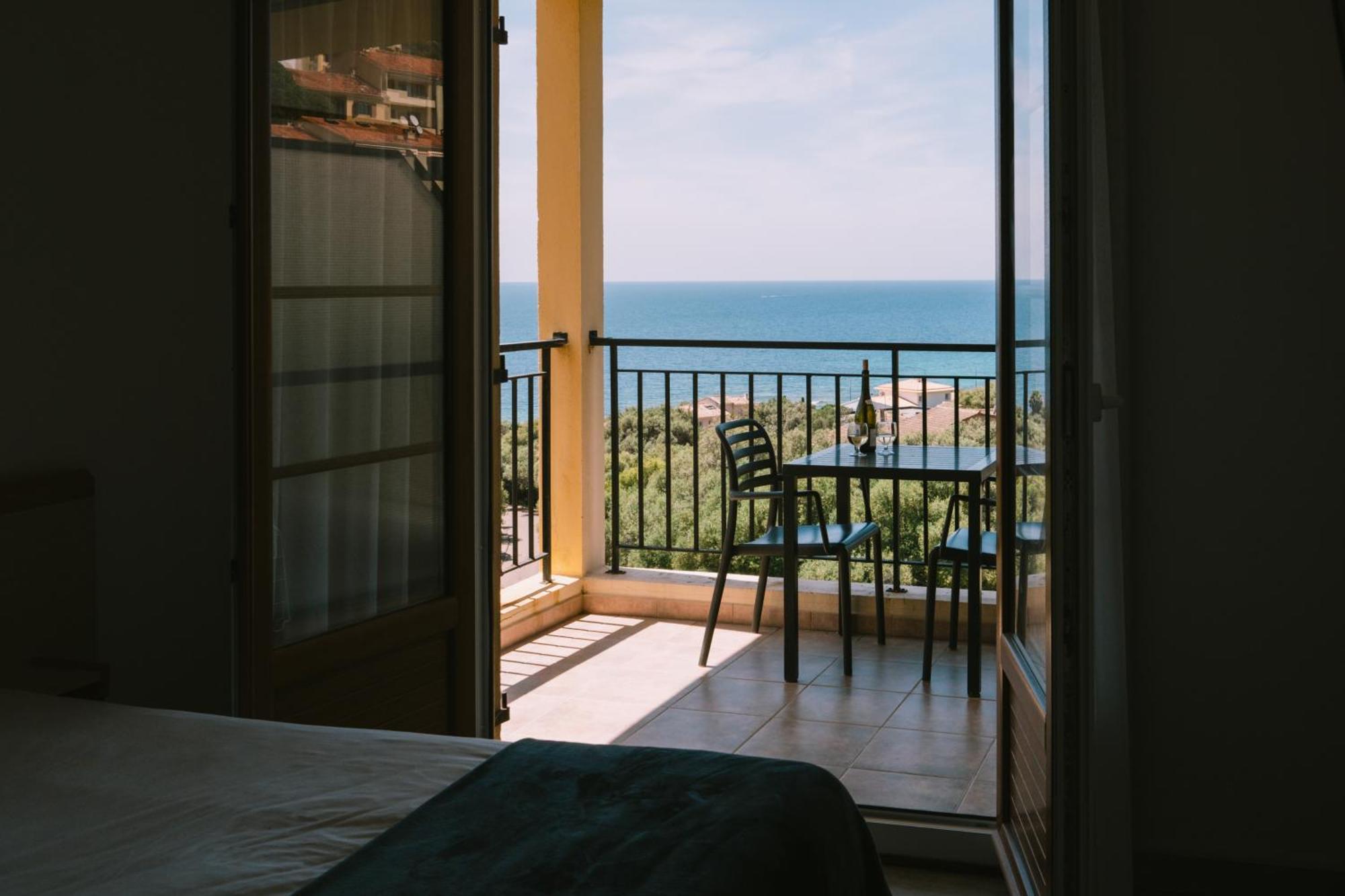 Creste E Mare Ajaccio  Luaran gambar